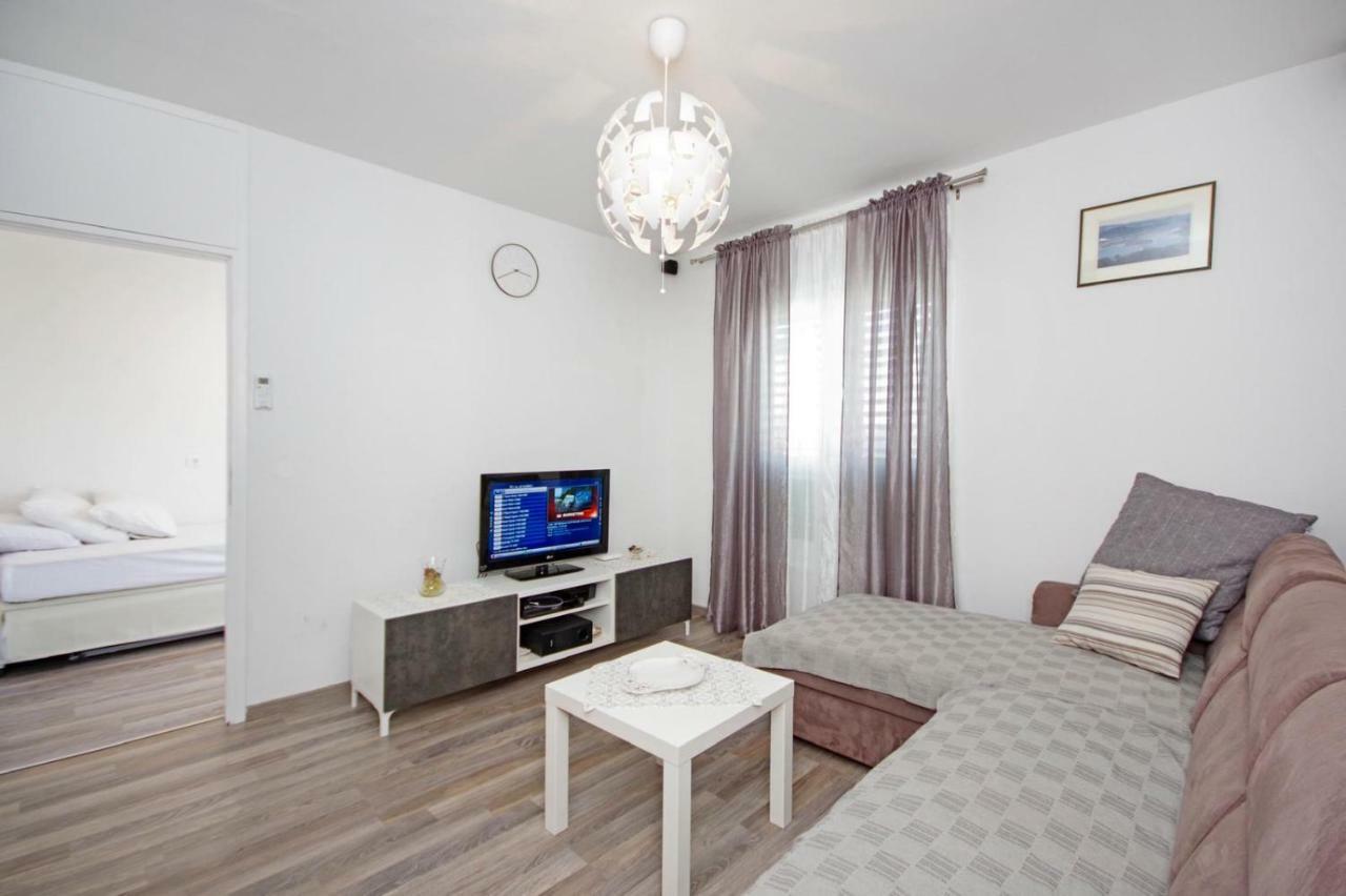 Apartment Nugal Makarska Exterior foto